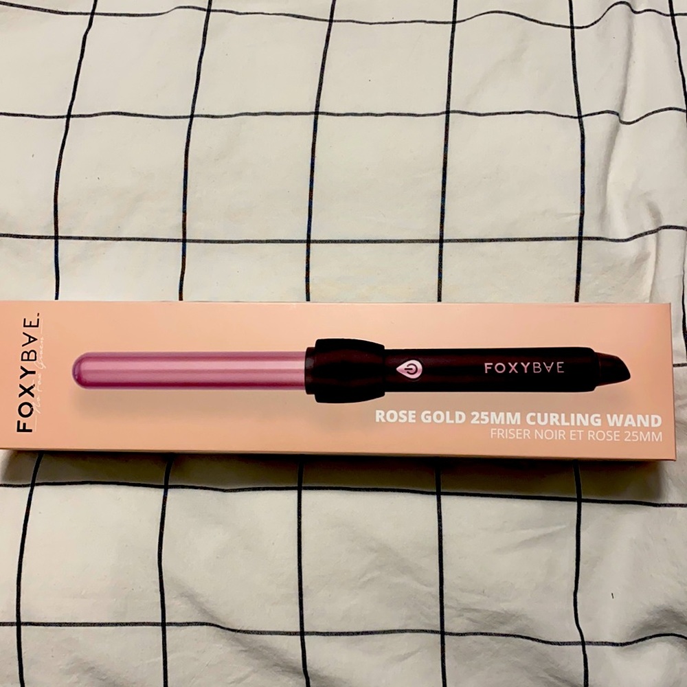 Brand New Foxybae 25mm Rose Gold Curling Wand